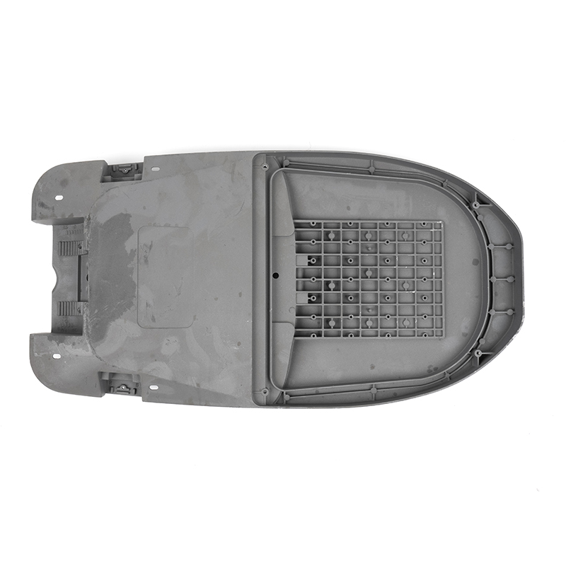 Abajur multi-artesanal de alumínio